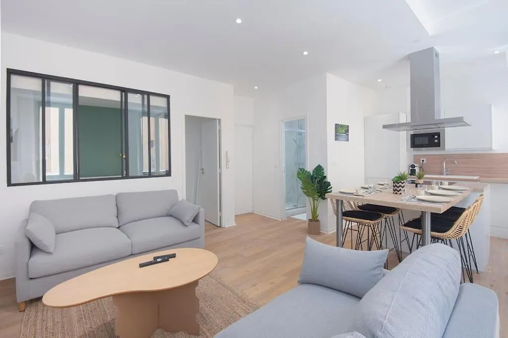 Appartement Les Halles & Le Port - Grand T2 Haut De Gamme Toulon France